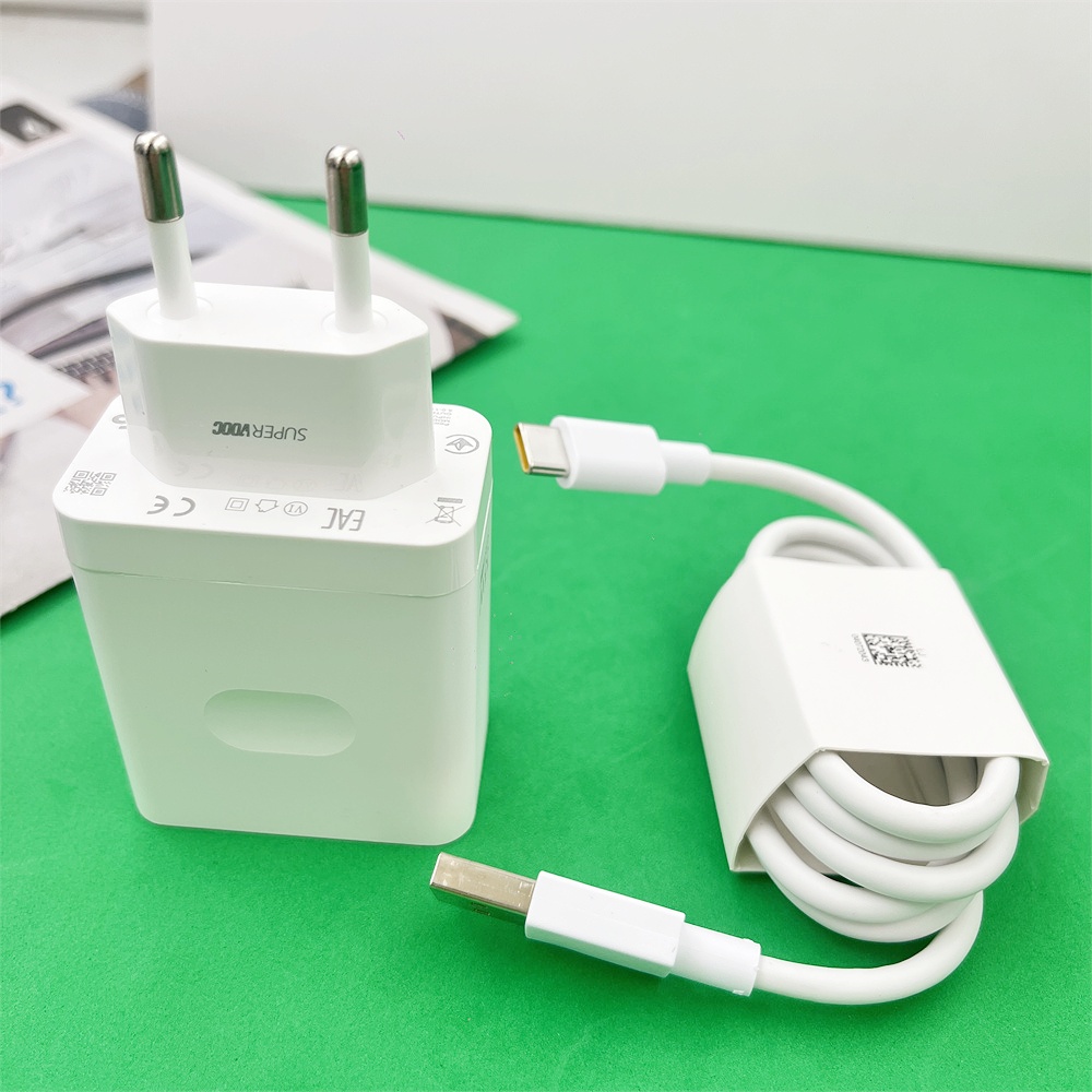Oppo A78 - Pengisi Daya USB Pengisian Cepat OPPO